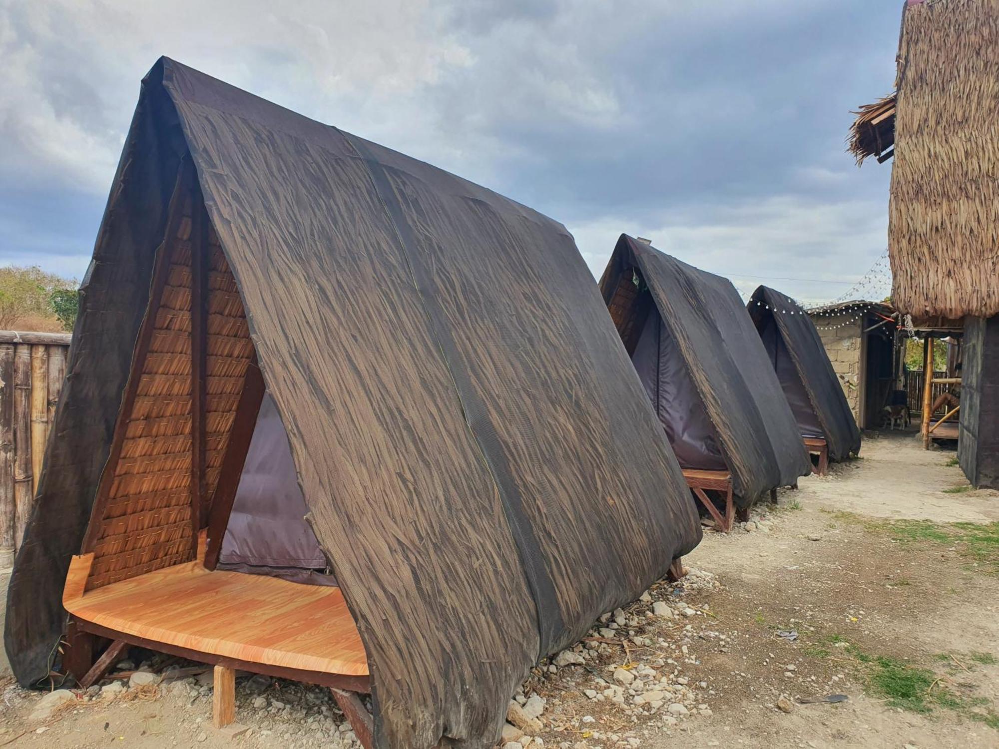 Calatagan'S Bahay Kubo - With Beach Access Batangas Екстериор снимка